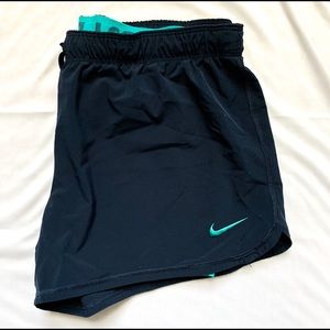 Nike 2-in-1 Training Short